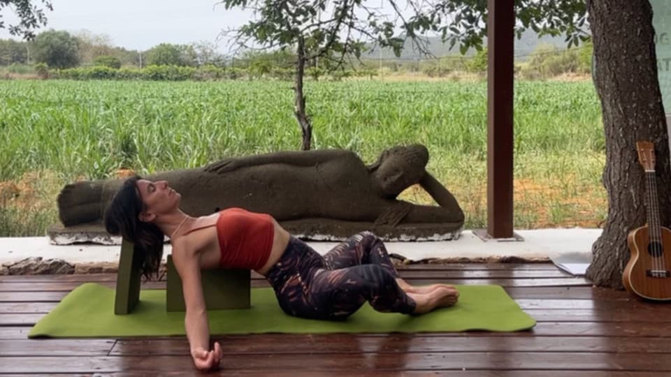 Miracle Yin Yoga (with Maria Giulia)